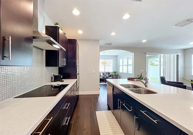 Photo 3 of Sale Pending at 7222 Still Pond Ln, Windermere, FL 34786 | MLS# O6426722 | Listing updated on 2026-09-05
