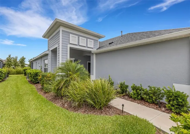 Photo 3 of House for sale at 4657 Willow Bnd Ave, Parrish, FL 34219 | MLS# D6148146 | Listing updated on 2026-08-17