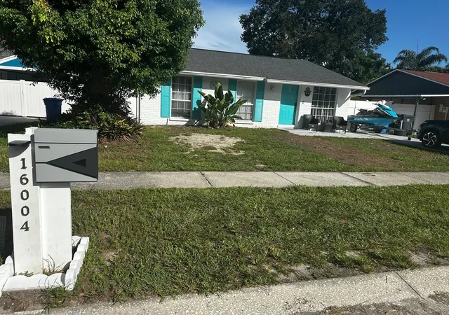 Photo 1 of Single family home for sale at 16004 Saddle Crk Dr, Tampa, FL 33618 | MLS# TB8531096 | Listing updated on 2026-08-31
