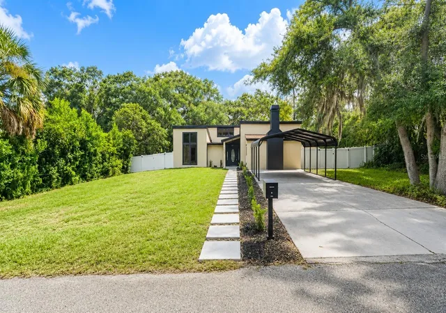 2nd image of 16123 E Lake Burrell Dr, Lutz, FL 33549 | MLS# TB8531180
