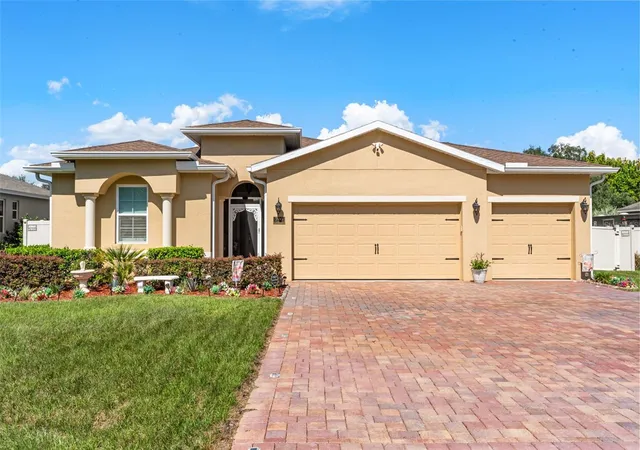 1st image of 700 S Florida Ave, Howey In The Hills, FL 34737 | MLS# O6426859
