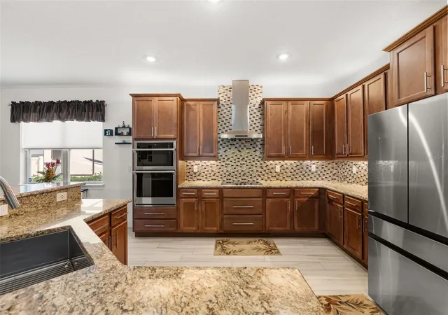 4th image of 700 S Florida Ave, Howey In The Hills, FL 34737 | MLS# O6426859
