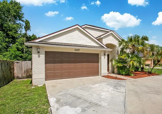 Photo 2 of Single family home for sale at 3127 Birmingham Blvd, Orlando, FL 32829 | MLS# O6426861 | Listing updated on 2026-08-17