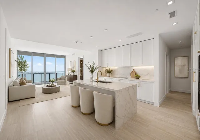3rd image of 3015 S Ysabella Ave #1402, Tampa, FL 33629 | MLS# TB8531207