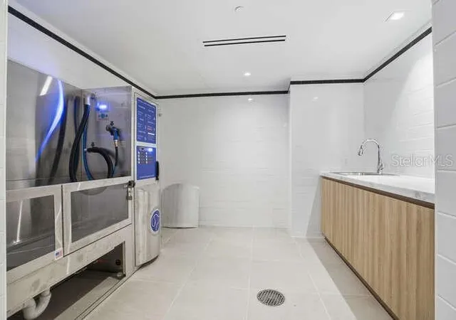 2nd image of 3015 S Ysabella Ave, TAMPA, FL 33629