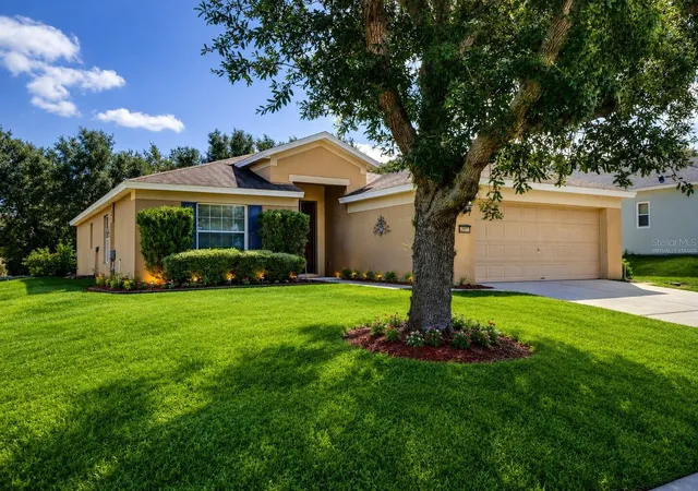 Photo 1 of Single family home for sale at 2972 Santa Maria Ave, Clermont, FL 34715 | MLS# O6426890 | Listing updated on 2026-09-03