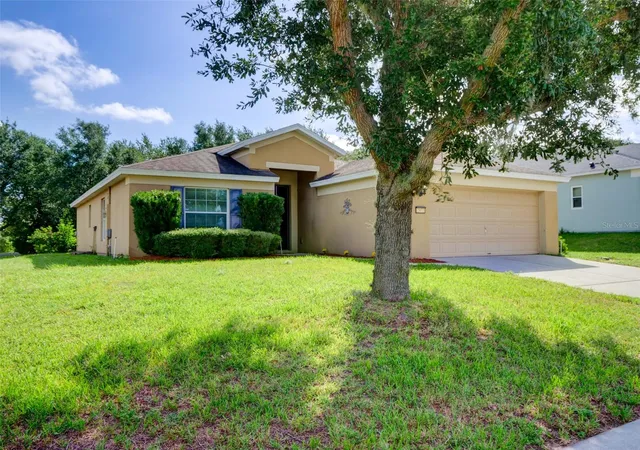 Photo 2 of Single family home for sale at 2972 Santa Maria Ave, Clermont, FL 34715 | MLS# O6426890 | Listing updated on 2026-09-03