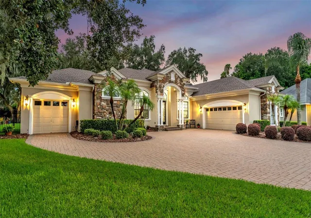 62nd image of 6774 Crescent Woods Cir, Lakeland, FL 33813 | MLS# L4963663