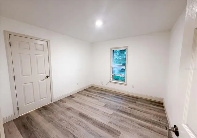 4th image of 3444 Valeview Dr, Apopka, FL 32712 | MLS# O6426925