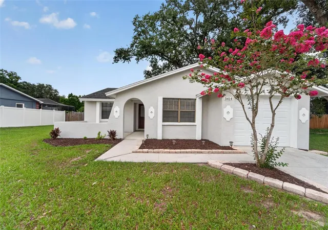 Photo 3 of Sale Pending at 3414 King George Ln, Seffner, FL 33584 | MLS# TB8531271 | Listing updated on 2026-08-29