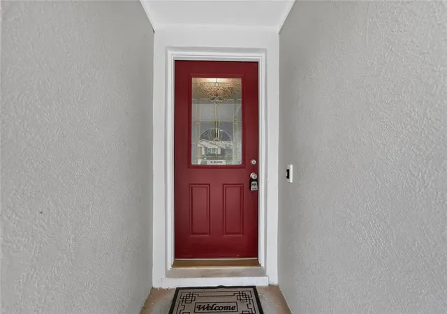Photo 4 of Sale Pending at 3414 King George Ln, Seffner, FL 33584 | MLS# TB8531271 | Listing updated on 2026-08-29