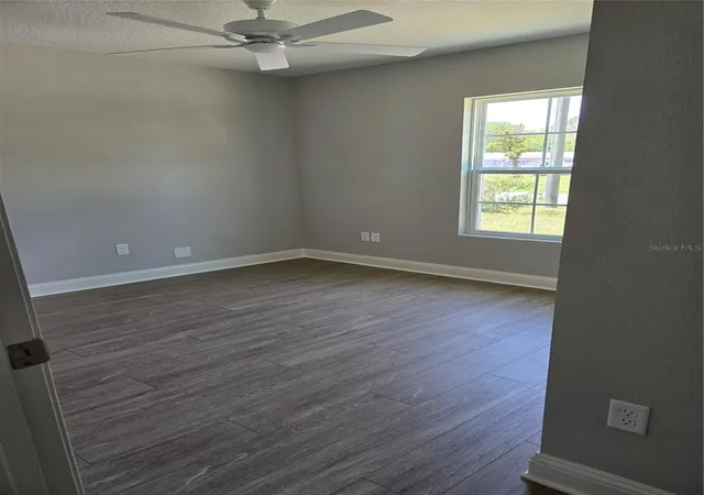 3rd image of 4437 Bessie Cir E, Jacksonville, FL 32209 | MLS# OM728930