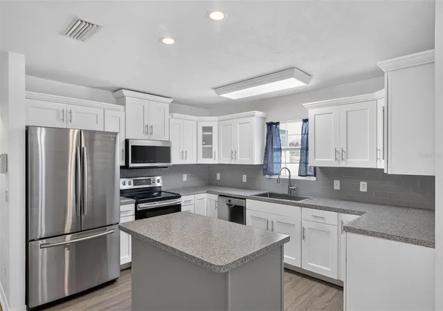 2nd image of 9892 Sw 95th Pl, Gainesville, FL 32608 | MLS# GC542132