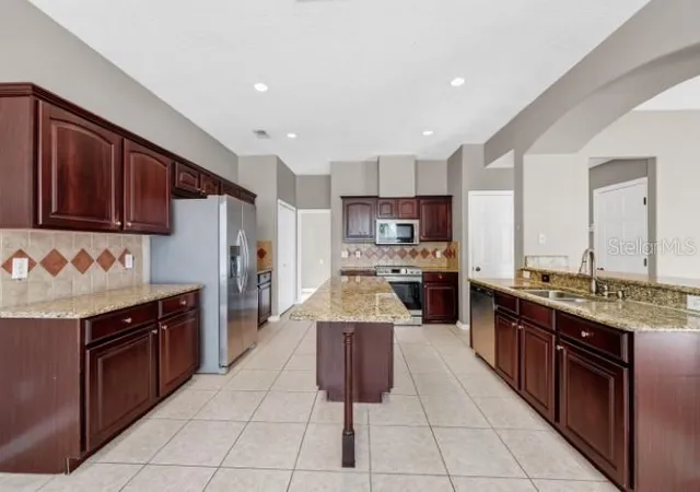 3rd image of 1889 Pomegranate Ct, Ocoee, FL 34761 | MLS# O6427129