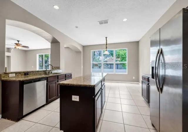 4th image of 1889 Pomegranate Ct, Ocoee, FL 34761 | MLS# O6427129
