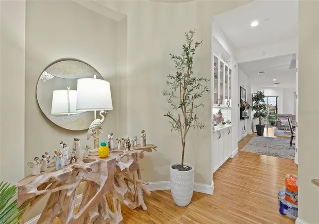 Photo 1 of Condo for sale at 10 Franklin Ct S #63C, Saint Petersburg, FL 33711 | MLS# A4700708 | Listing updated on 2026-09-22
