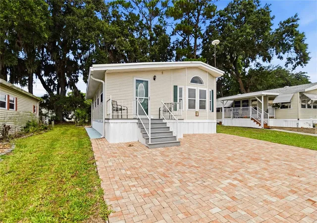 3rd image of 67 Citrus Ridge Dr, Davenport, FL 33837 | MLS# S5154204
