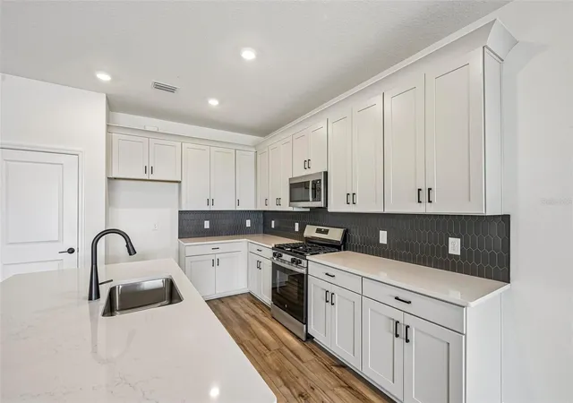 Photo 3 of Single family home for sale at 8724 Canard Cvs, Palmetto, FL 34221 | MLS# R4911695 | Listing updated on 2026-08-24