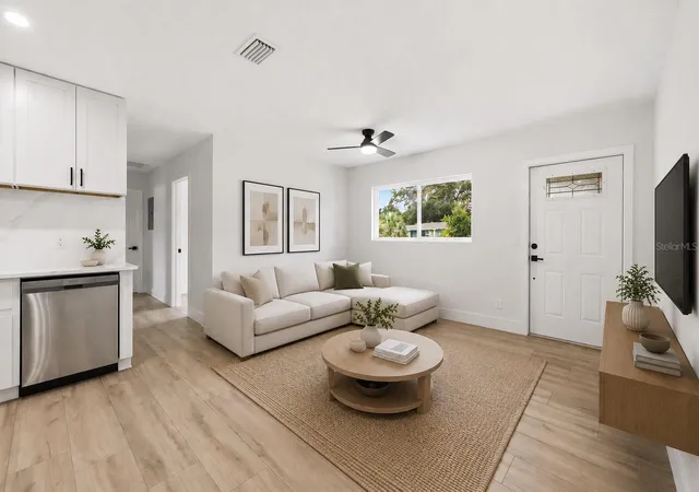 Photo 4 of Single family home for sale at 4409 W Wyoming Ave, Tampa, FL 33616 | MLS# TB8531788 | Listing updated on 2026-10-09