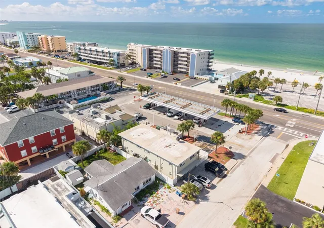 Listing Photo 5 - Condo for sale in building located at 37 144Th Ave, Madeira Beach, FL 33708