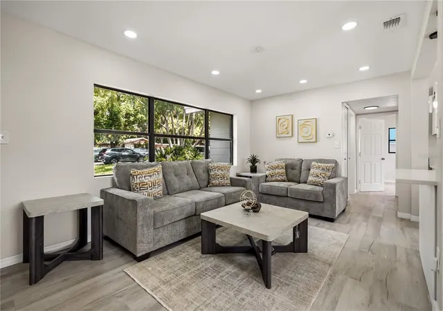 3rd image of 2601 Healy Dr, Orlando, FL 32818 | MLS# O6427417
