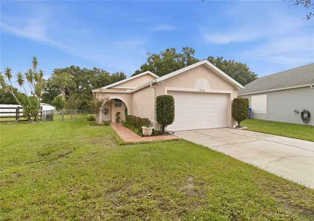 Photo 3 of Sale Pending at 2918 Canoe Cir, Saint Cloud, FL 34772 | MLS# O6427444 | Listing updated on 2026-08-27