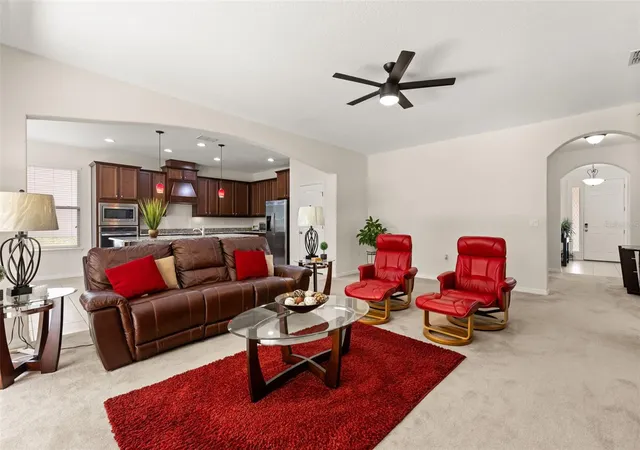 3rd image of 3737 Chandler Estates Dr, Apopka, FL 32712 | MLS# O6427449