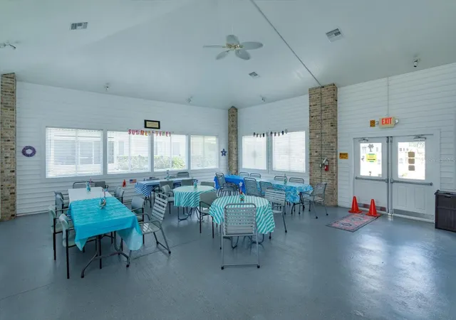 Listing Photo 2 - Condo for sale in building located at 5301 White Cliff Ln, Orlando, FL 32812 - Unit #7