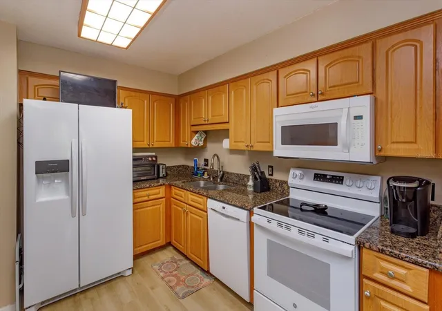Photo 3 of Condo for sale at 5301 White Cliff Ln #7, Orlando, FL 32812 | MLS# G5115434 | Listing updated on 2026-08-22