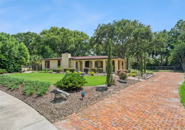 3rd image of 497 Valencia St, Sanford, FL 32771 | MLS# O6427505