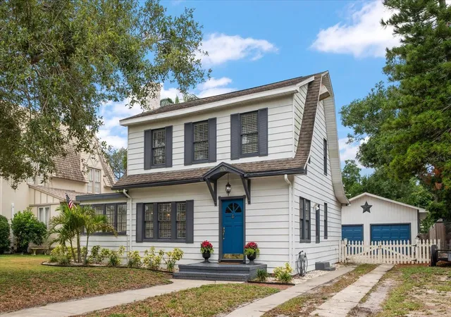 1st image of 310 N Lincoln Ave, Clearwater, FL 33755 | MLS# O6427509