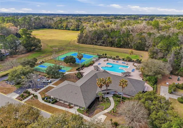 2nd image of 4430 Nw 35th Ter, Gainesville, FL 32605 | MLS# GC542177