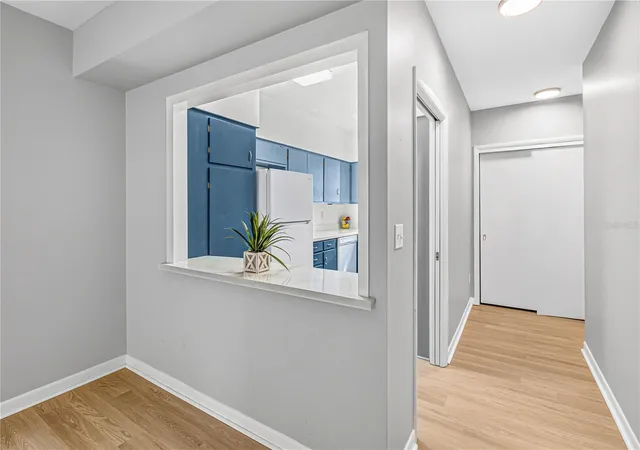 Photo 3 of Condo for sale at 223 Windsor St #4, Lakeland, FL 33803 | MLS# L4963734 | Listing updated on 2026-08-23