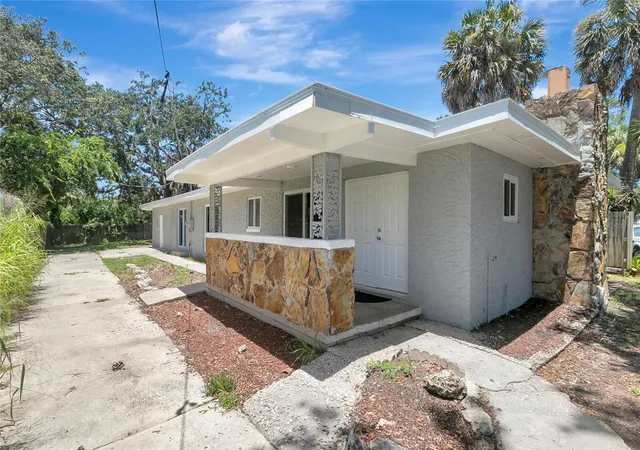 Photo 2 of Multi family home for sale at 7541 Pier Rd, Port Richey, FL 34668 | MLS# TB8532065 | Listing updated on 2026-08-18