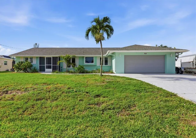 4th image of 1925 Oregon Trl, Englewood, FL 34224 | MLS# D6148177