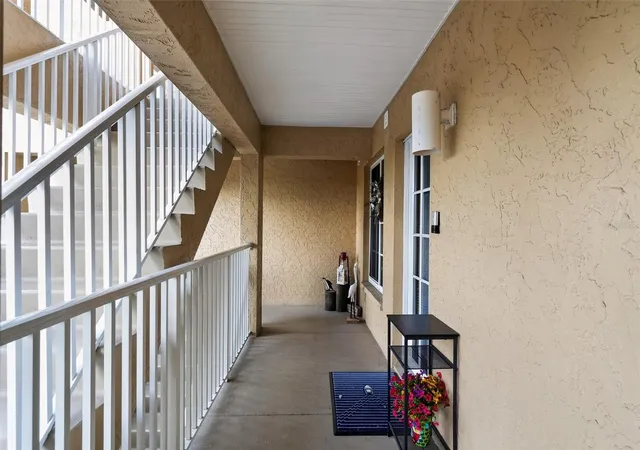 2nd image of 1960 Oregon Trl, ENGLEWOOD, FL 34224