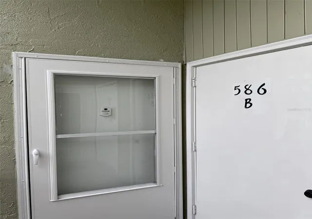 4th image of 586 Bahia Cir #B, Ocala, FL 34472 | MLS# OM729065