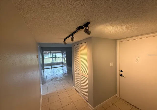 5th image of 586 Bahia Cir #B, Ocala, FL 34472 | MLS# OM729065