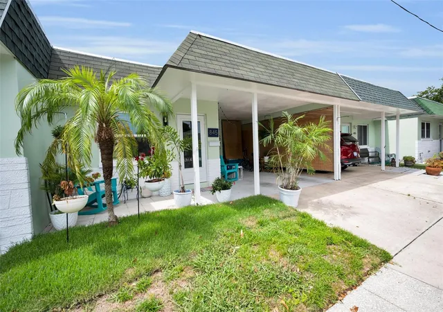 Photo 3 of Single family home for sale at 845 Sky Loch Dr S, Dunedin, FL 34698 | MLS# TB8532132 | Listing updated on 2026-08-18