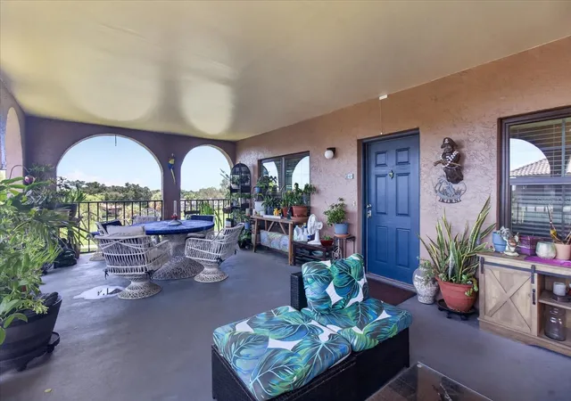 1st image of 6100 Gulfport Blvd S #401, Gulfport, FL 33707 | MLS# TB8532146