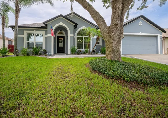 Photo 4 of Single family home for sale at 12408 Riverglen Dr, Riverview, FL 33569 | MLS# TB8532168 | Listing updated on 2026-10-04