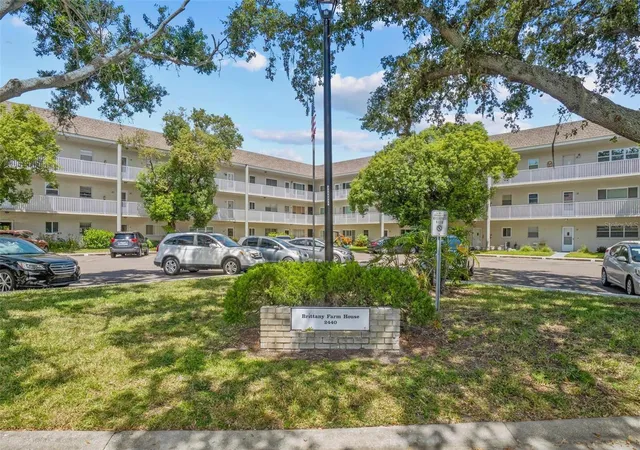 Photo 1 of Condo for sale at 2440 World Pkwy Blvd #52, Clearwater, FL 33763 | MLS# TB8532218 | Listing updated on 2026-09-23