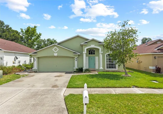 Photo 2 of Single family home for sale at 25237 Seven Rivers Cir, Land O Lakes, FL 34639 | MLS# TB8532226 | Listing updated on 2026-09-05