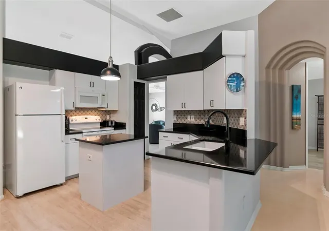 Photo 4 of Single family home for sale at 9301 Brookhurst Ct, Tampa, FL 33647 | MLS# TB8532270 | Listing updated on 2026-09-02