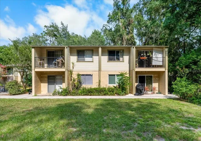 1st image of 1015 Sw 9th St #D1, Gainesville, FL 32601 | MLS# GC542200