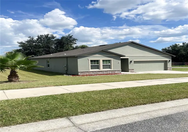 2nd image of 15725 Pine Siskin Loop, Mascotte, FL 34753 | MLS# TB8532417