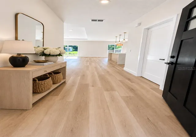 Photo 3 of Single family home for sale at 2860 SE 146th Place, Summerfield, FL 34491 | MLS# OM729121 | Listing updated on 2026-08-31
