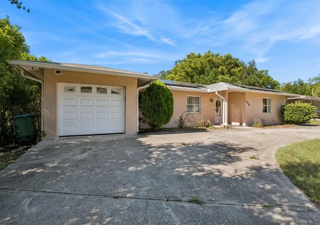 2nd image of 1539 Fort Smith Blvd, Deltona, FL 32725 | MLS# O6427881