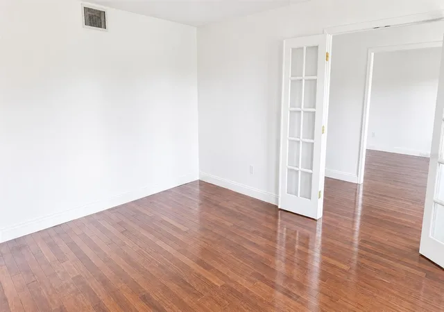 4th image of 4030 Kathleen Rd, Lakeland, FL 33810 | MLS# TB8532481