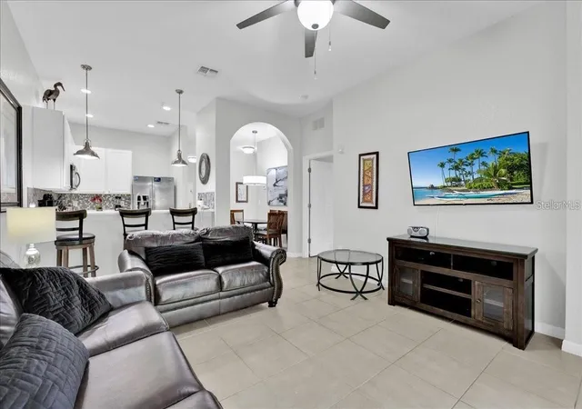 4th image of 103 Rogues Retreat #22-103, Davenport, FL 33897 | MLS# O6427908
